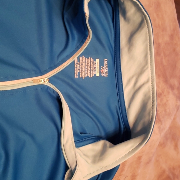 Athletic Set - Picture 5 of 5